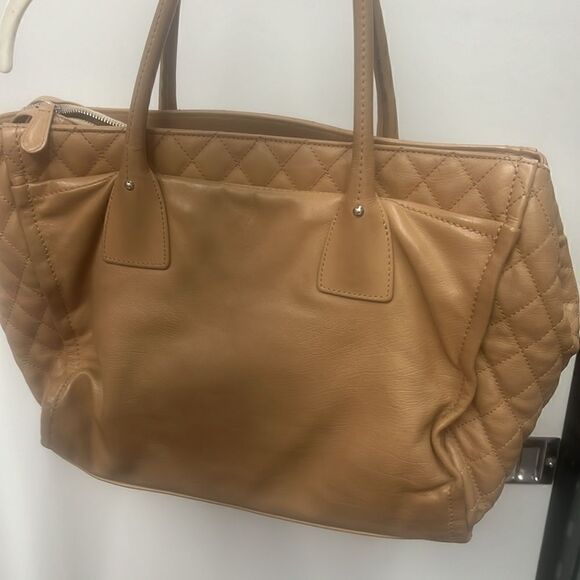 Authentic Chanel Tote Bag - Excellent Condition - Picture 3 of 11